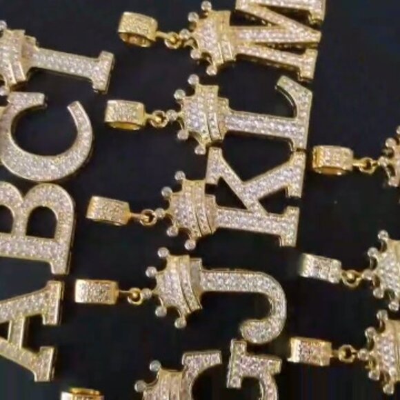 Gold Plated Letter Necklace Crown Pendant 23 Inch Chain Elegant Jewelry Gift - Picture 7 of 7